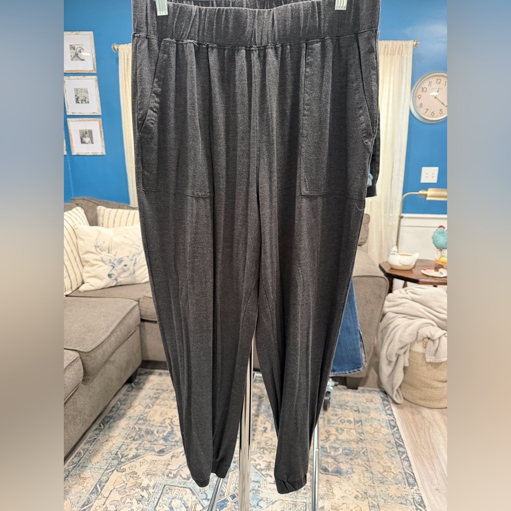 Fabletics 🩶